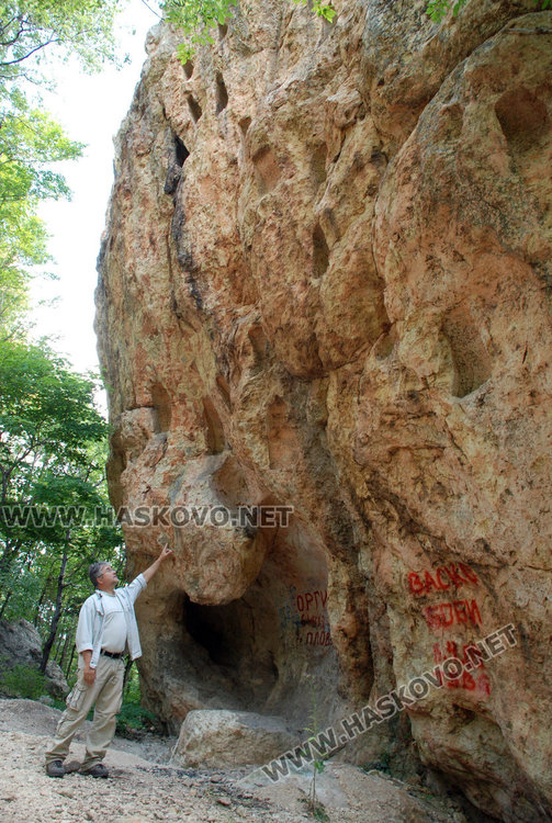„Глухите камъни“ с акустика като звукозаписно студио на открито