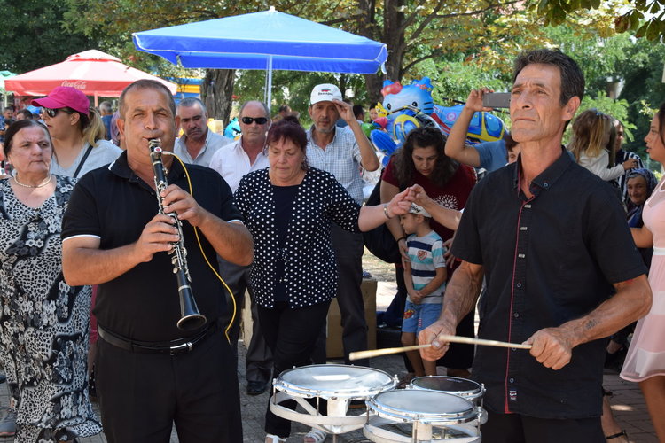 Събор в Чубрика събра стотици родопчани и изселници