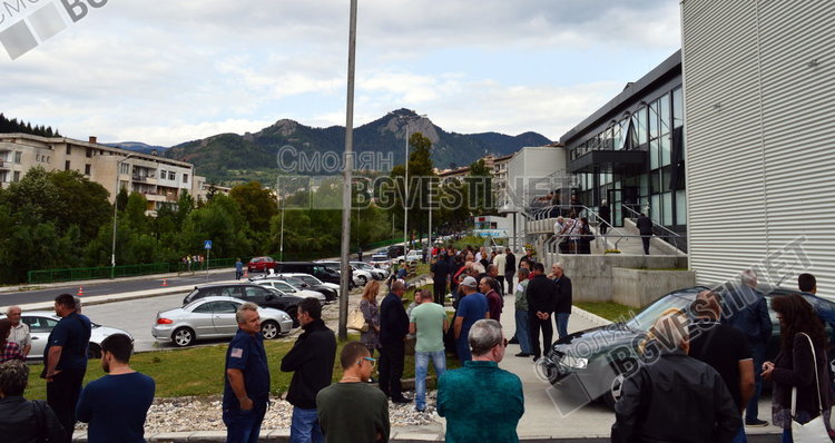 Изпратихме големия Величко Чолаков. Почивай в мир, Шампионе! 