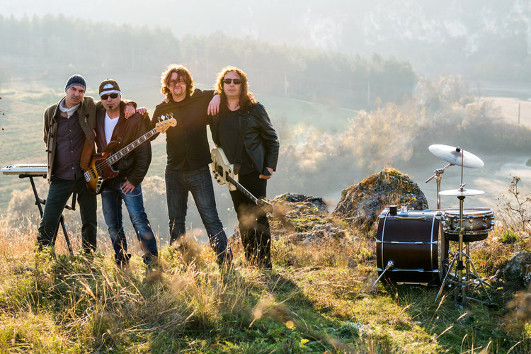 „Изпей „Обичам те“ на български“  в Хасково на 6 септември