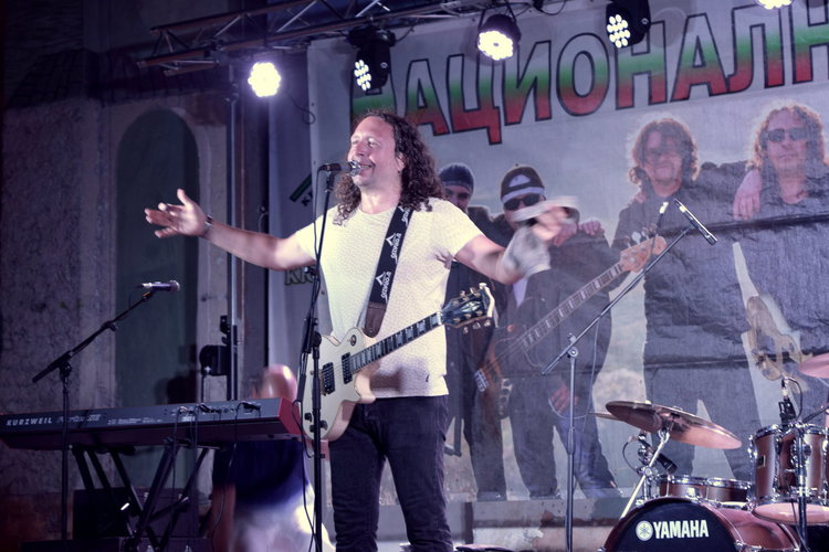 „Изпей „Обичам те“ на български“  в Хасково на 6 септември