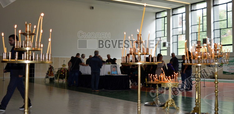 Изпратихме големия Величко Чолаков. Почивай в мир, Шампионе! 