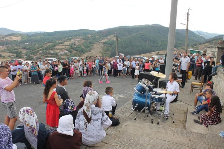 Боровица кани на мевлид-събор