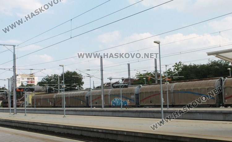 Задигнаха 55 -метров кабел между димитровградската гара и гара "Север"