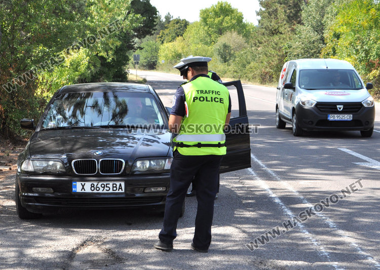КАТ сваля по 4 регистрационни табели на ден, акцията продължава