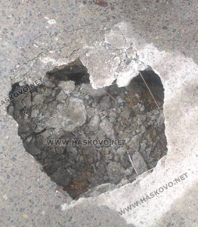 Зейната дупка, преди да я засипят с пясък, снимана от Стоян Педев