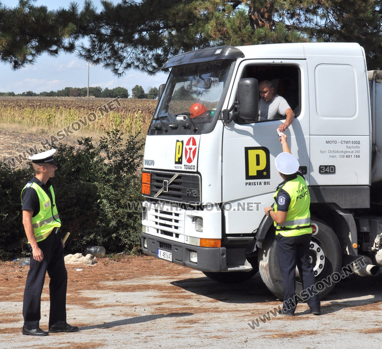 КАТ сваля по 4 регистрационни табели на ден, акцията продължава