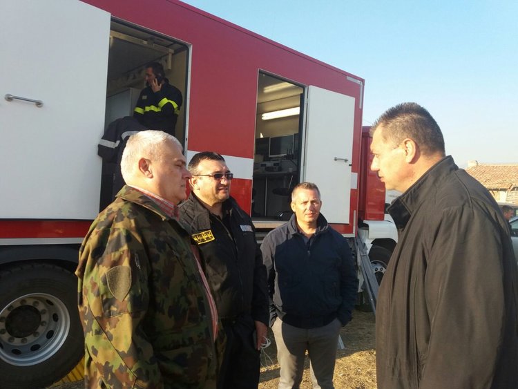 7000 дка горят в Кресненското дефила