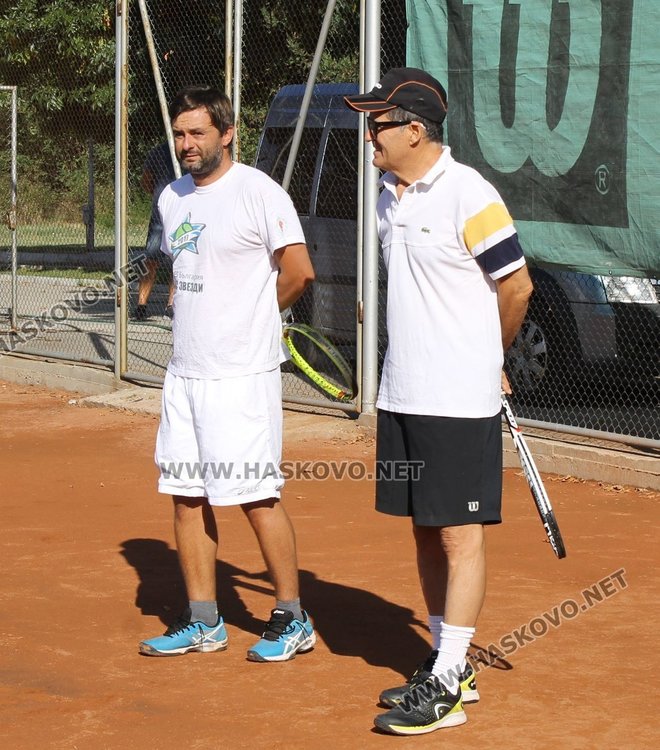 Тенис звезди проведоха открит урок за деца в Димитровград