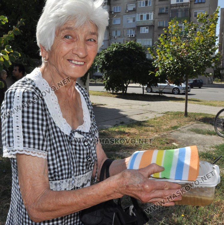 Раздадоха курбан за благоденствие на димитровградчани