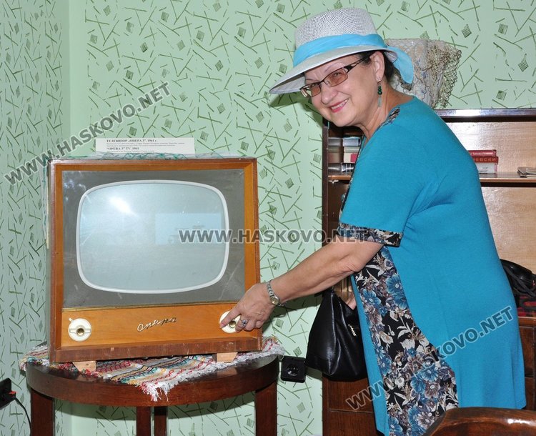 С работещ телевизор "Опера" отвори врати ретро апартаментът в Димитровград от времето на 50-те и 60-те години
