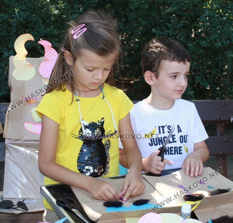 Работилница за кукерски маски