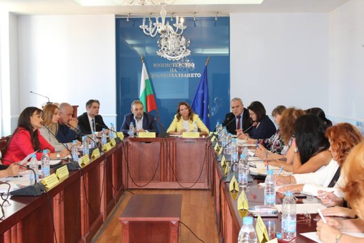 Готвят мерки срещу наргилетата