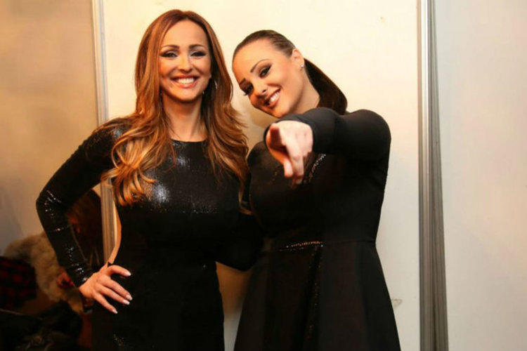  От 20:30 часа за димитровградчани ще пеят фолк примата Глория и дъщеря й Симона