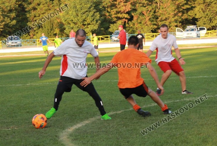 Наградиха победителите в турнира по футбол в Димитровград