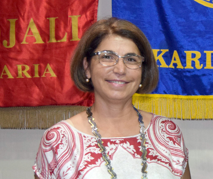 Бахар Палова