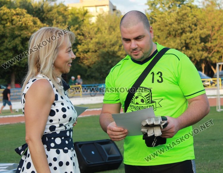Наградиха победителите в турнира по футбол в Димитровград
