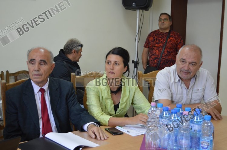 Повишен интерес на студенти да учат за данъчни и митничари