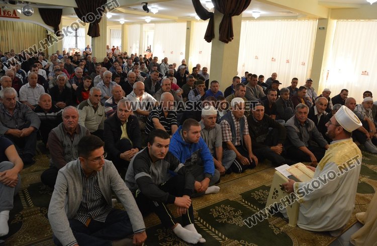 Молитва за празника в храма и в сватбен салон