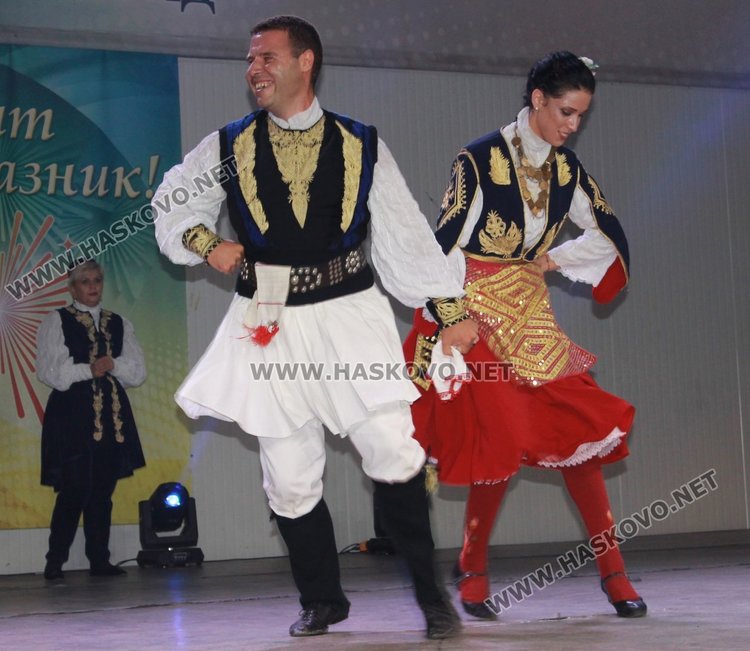 Певицата Николина Чакърдъкова зарадва димитровградчани с концерт