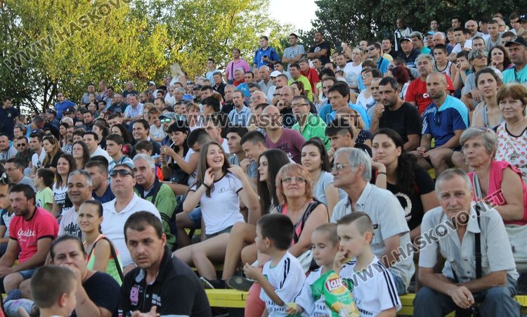 Мачът на ветераните от Димитровград и звездите на САЩ 94 завърши с равенство