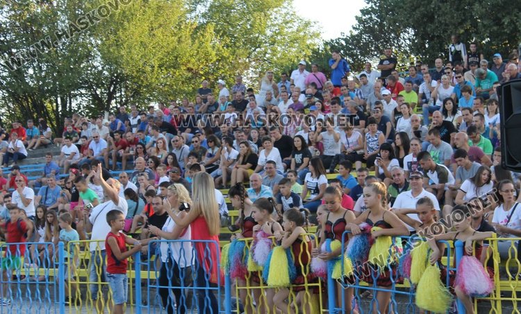 Мачът на ветераните от Димитровград и звездите на САЩ 94 завърши с равенство