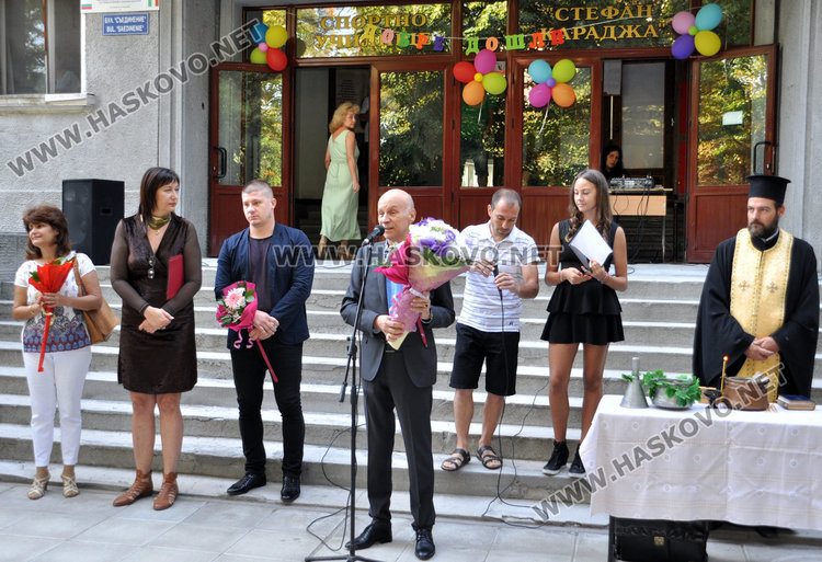 Новата учебна година в Спортното училище бе открита на 1 септември