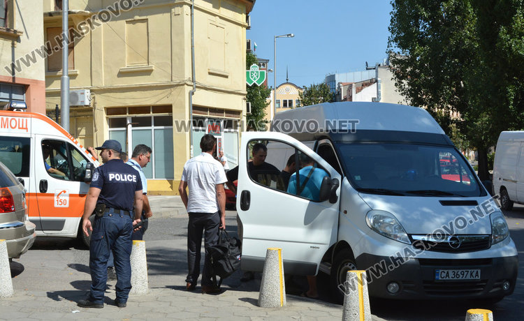 Съмнителен сак блокира бул. „България“ и вдигна на крак спецполицаи   