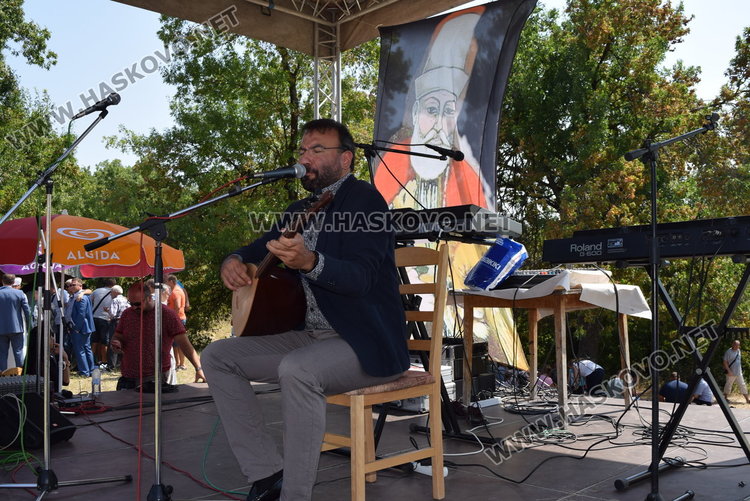 Двоен Байрам в Биволяне,хиляди на събора на Елмалъ баба текке