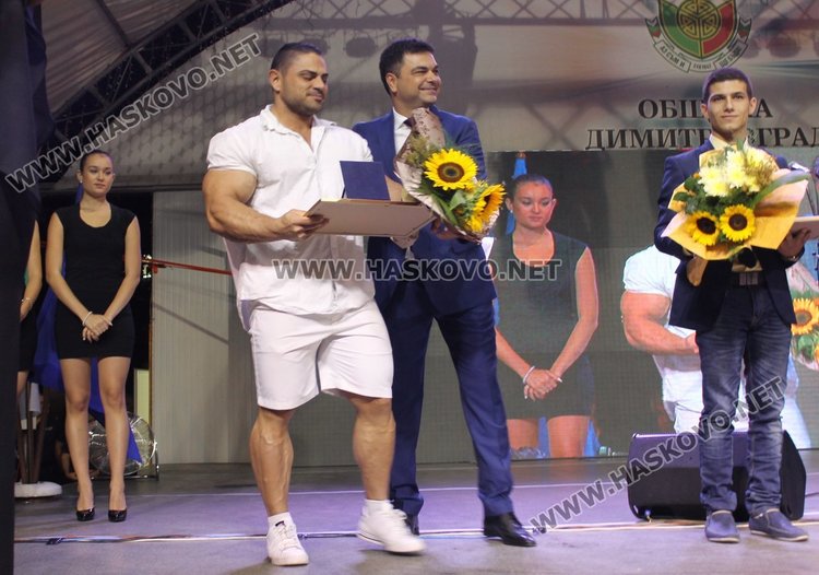 Отличиха таланти от Димитровград за своите постижения в науката, изкуството и спорта