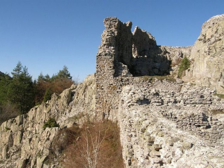 Уроци по родолюбие планират от читалището в Смилян