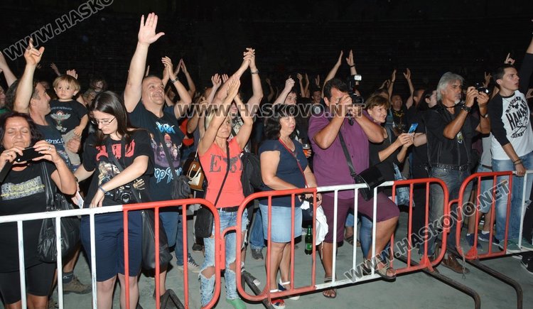 Рок експлозия в Хасково, Дуги Уайт и John Steel  взривиха публиката