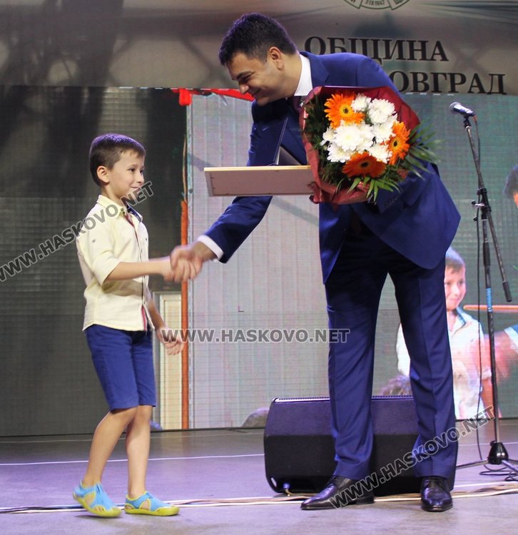 Отличиха таланти от Димитровград за своите постижения в науката, изкуството и спорта