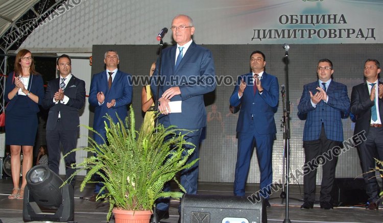 Предсатетелят на Народното събрание Димитър Главчев благодари за поканата да уважи празника