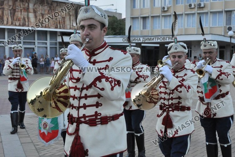 С парад на мажоретки завършиха празниците на Димитровград