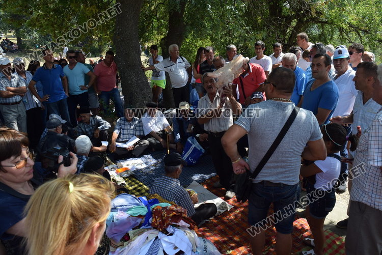 Двоен Байрам в Биволяне,хиляди на събора на Елмалъ баба текке