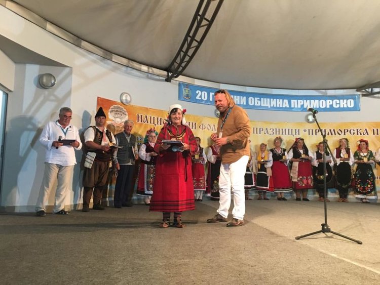 Представителният хор на Крепост - лауреат от фолк конкурс в Приморско