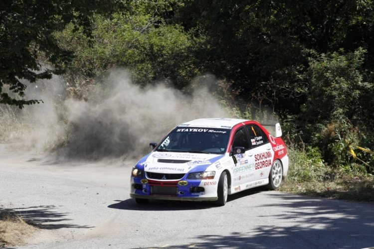 Пламен Стайков води след втория ден на рали "Сливен" 2017