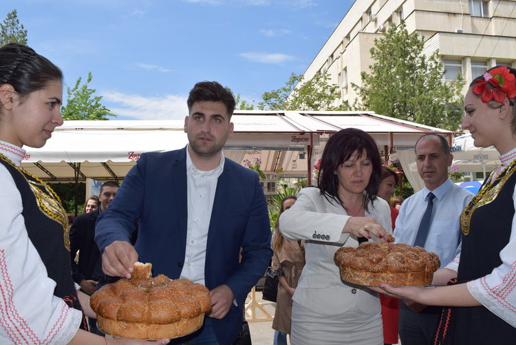 Е. Радев и А. Новаков, ГЕРБ: Време е ЕК да предприеме мерки срещу двойните стандарти при храните