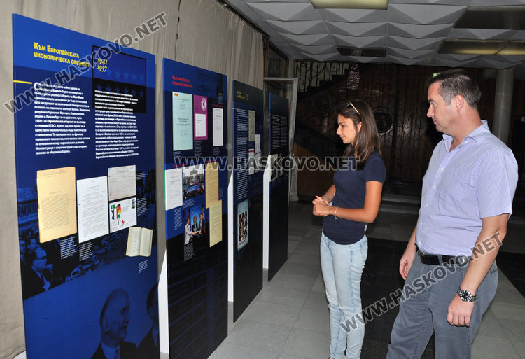 20 платна в музея документират времето на създаването на ЕС