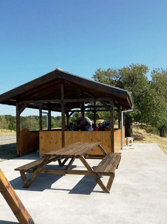 Кметът на Ахрянско благодари за новоизградената беседка