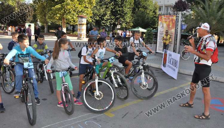 16 колоездачи в надпревара за Деня на Хасково