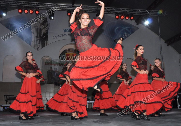 „Хоризонт” изпяха на български „обичам те” от Хасково