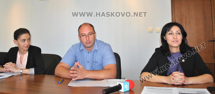 Над 200 чужденци в Хасково за празниците по проект