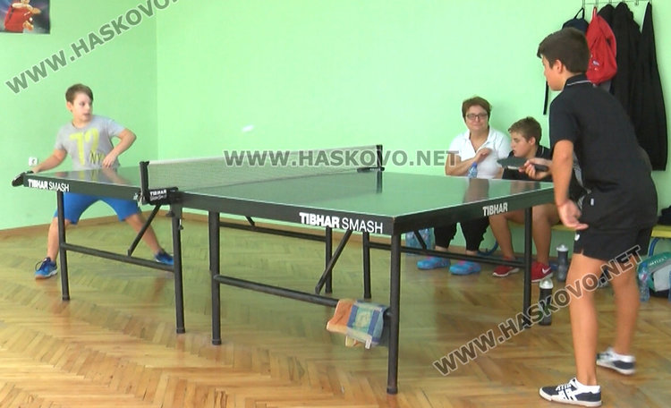 Пожарникар стана първа ракета на любителския турнир по тенис на маса