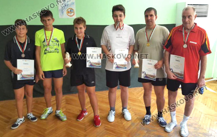 Пожарникар стана първа ракета на любителския турнир по тенис на маса