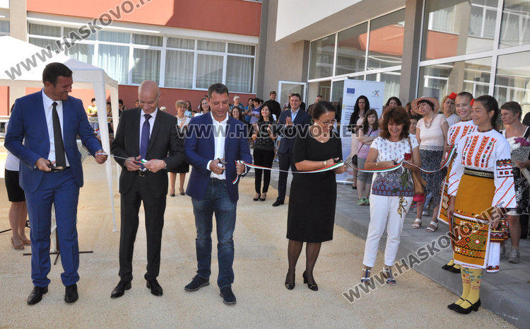 „Шандор Петьофи“ отваря врати с нова паралелка по програмиране