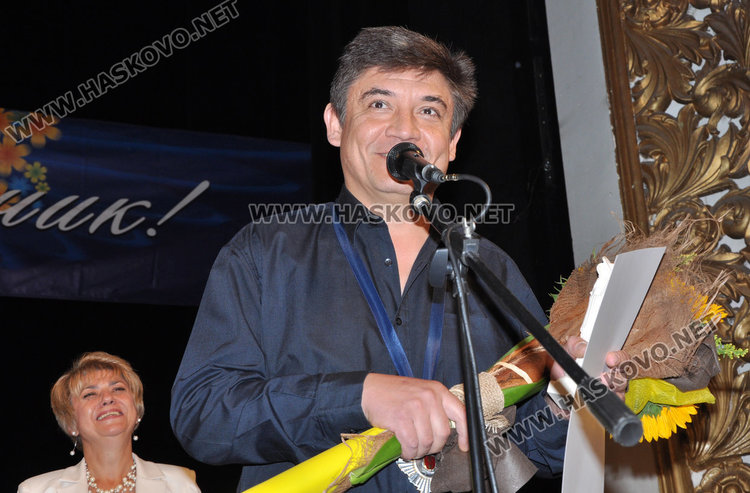 Президент и премиер поздравяват Хасково за празника