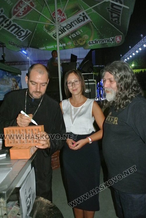 Тони Димитрова, Стефан Диомов и  „Петте сезона” вдигнаха Хасково на крака навръх празника 