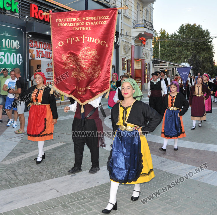 Тони Димитрова, Стефан Диомов и  „Петте сезона” вдигнаха Хасково на крака навръх празника 
